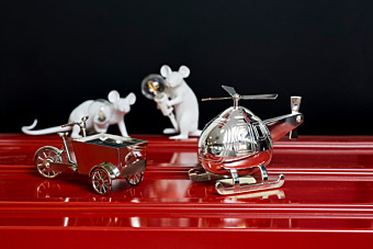 The best Christmas gifts for children: money boxes and children’s cutlery 